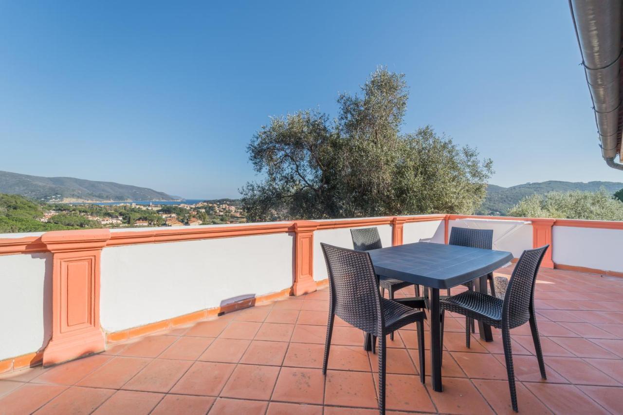 La Palazzina Nel Verde - Goelba Casa Alzi Exterior foto