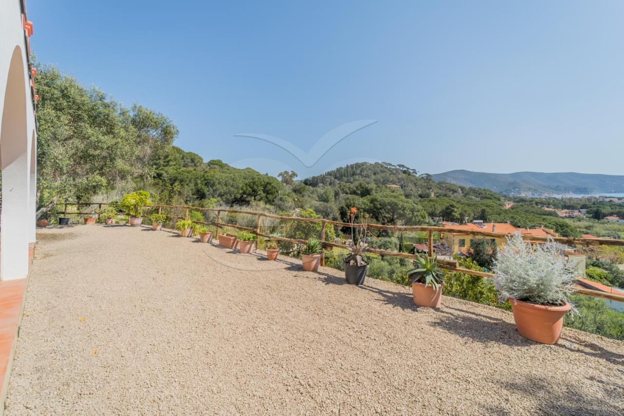La Palazzina Nel Verde - Goelba Casa Alzi Exterior foto